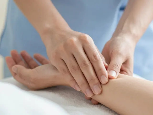 Massage Dẫn Lưu Bạch Huyết: Lợi Ích Khoa Học Và Cách Thực Hiện Hiệu Quả
